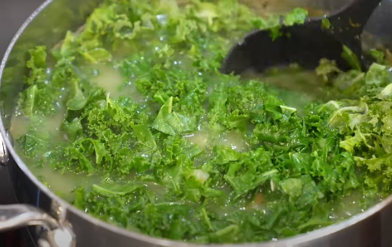 Суп с артишоками и капустой кейл: рецепт легкого блюда для обеда и перекуса